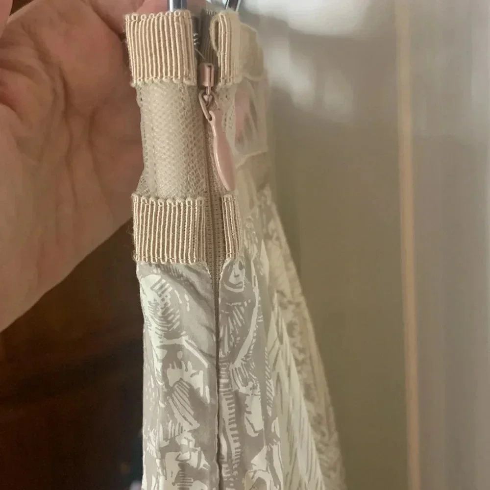 EUC CHRISTIAN DIOR womens pleated mid length skirt in bone and light lavender 8 - Picture 4 of 9